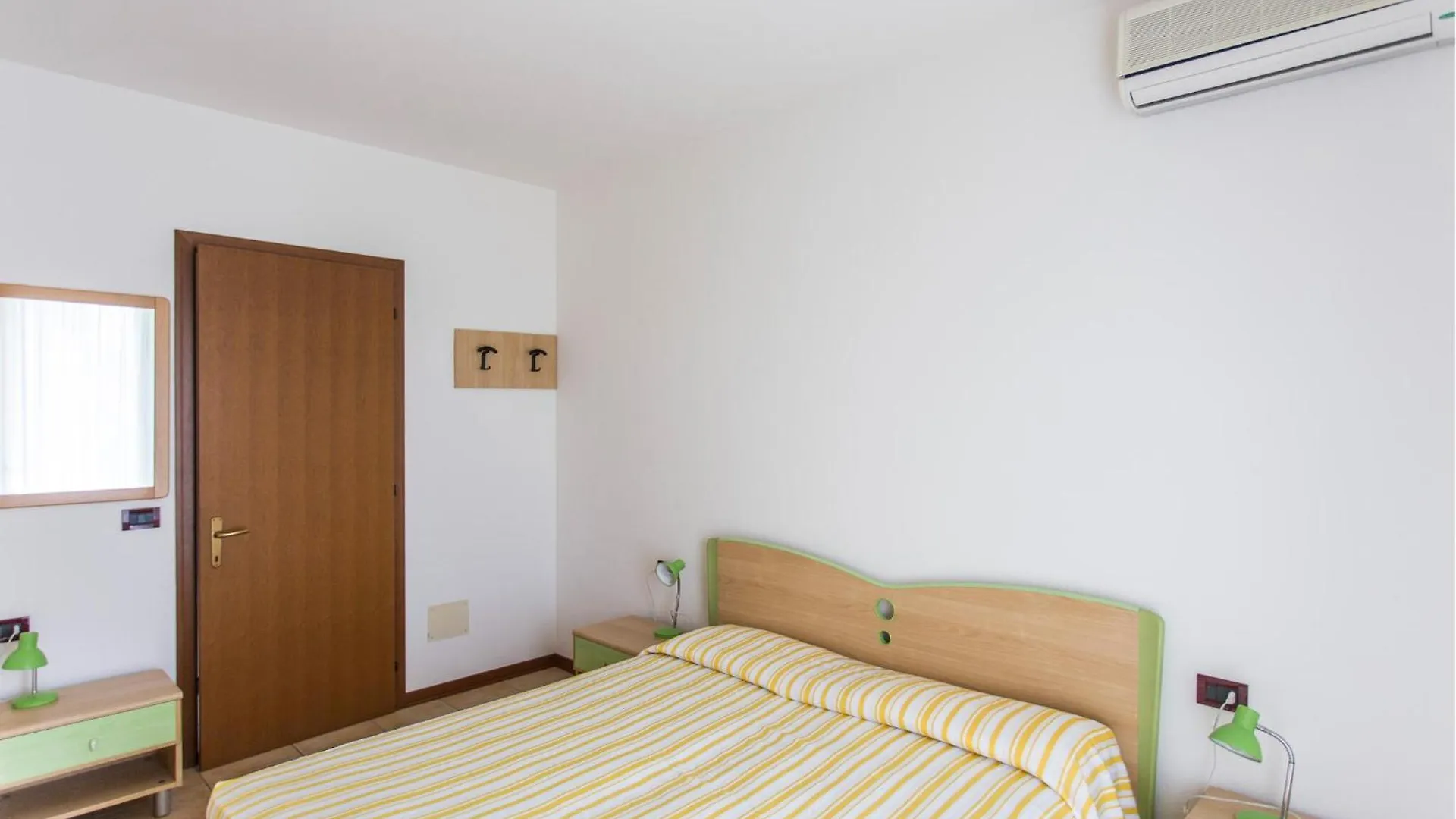 1 Bedroom Lovely Apartment In Bibione
