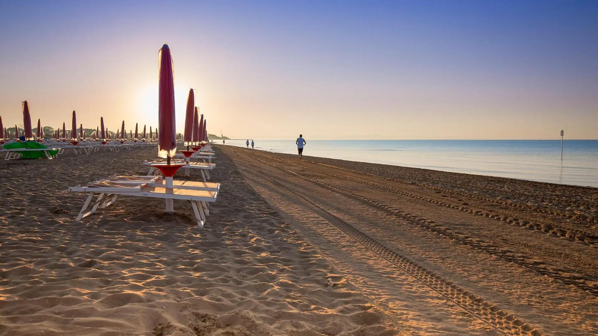 1 Bedroom Lovely Apartment In Bibione Italy